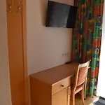Adamsberg Apartmán *
