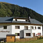 Adamsberg *