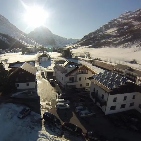 Adamsberg Apartment Galtür